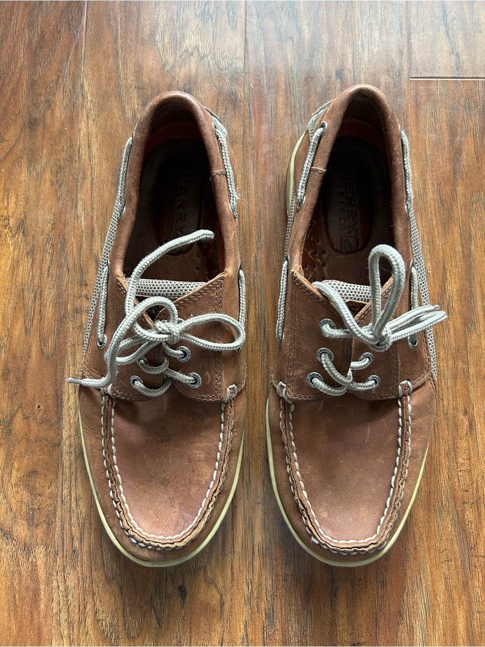 Sperry Men’s Chestnut Leather Moc Toe Boat Shoes with Gray Laces